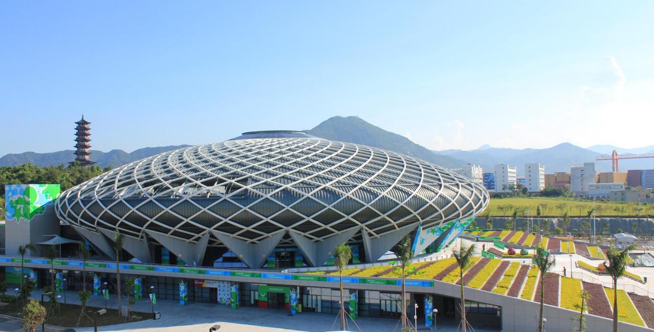 坪山区坪山体育中心体育馆
