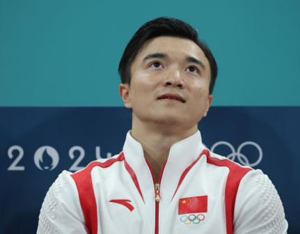 中国选手刘洋在比赛后