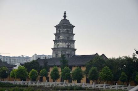 镇国寺塔
