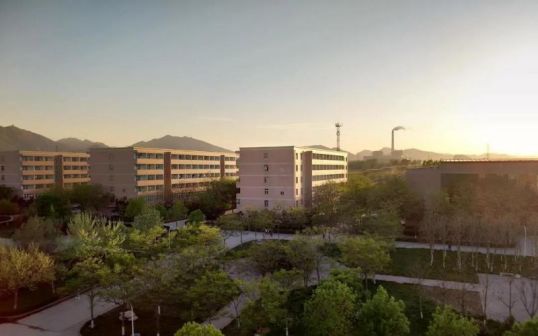 河北中医药大学