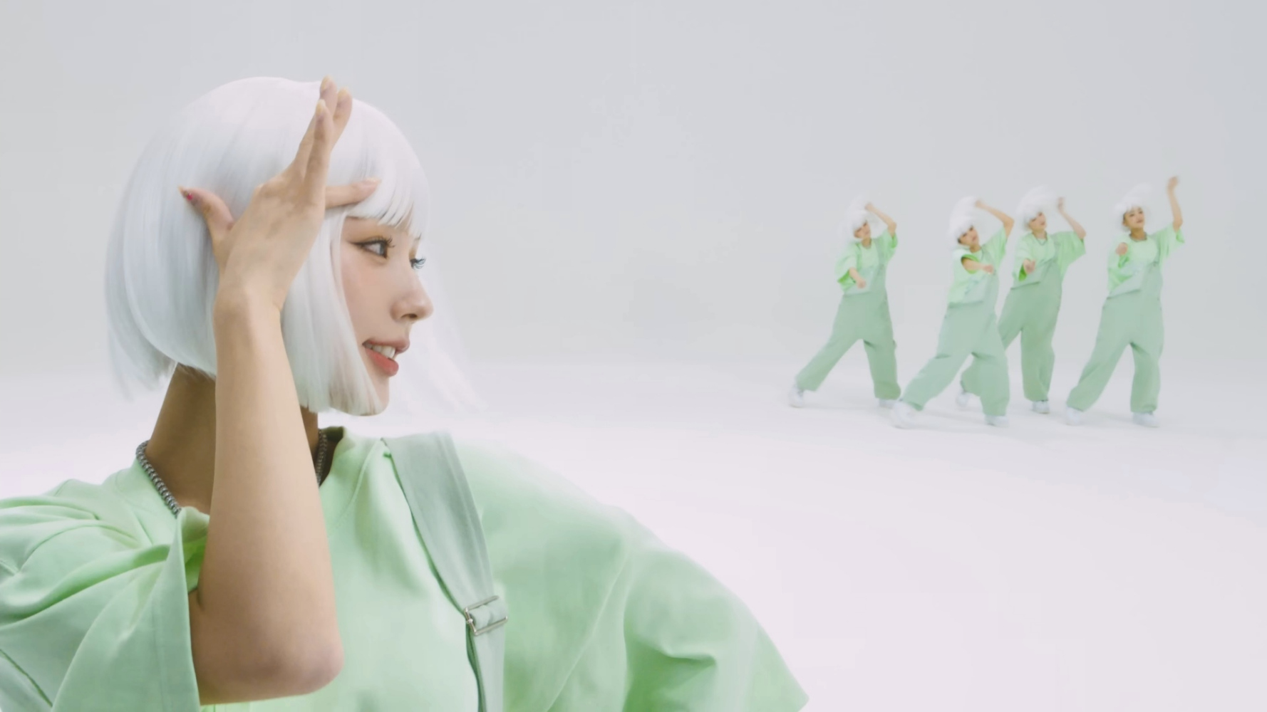 《Wife》MV