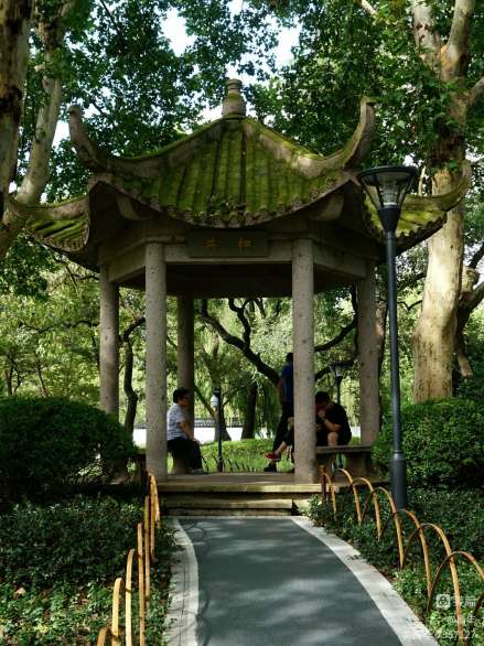 闸北公园·鸣凤亭