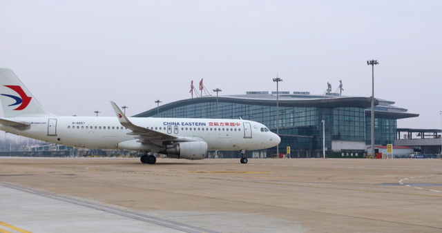 阜阳机场T2航站楼及站坪