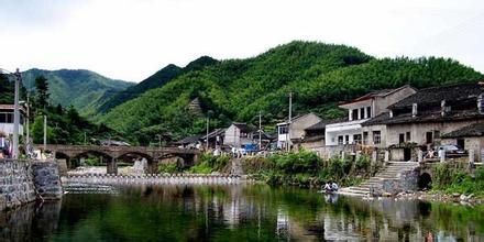坝光村
