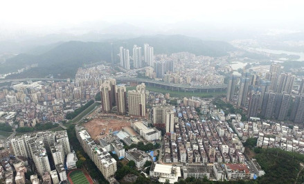 南岭村