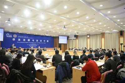 研究生参加学术研讨会