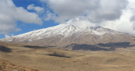 达马万德山