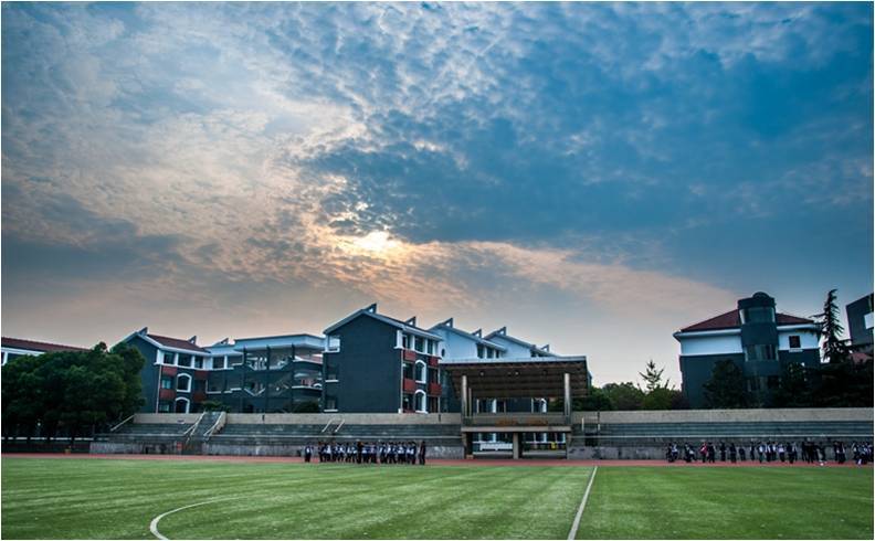 学校运动场