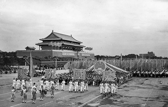 1955年的国庆群众游行 