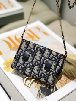 Dior系列产品
