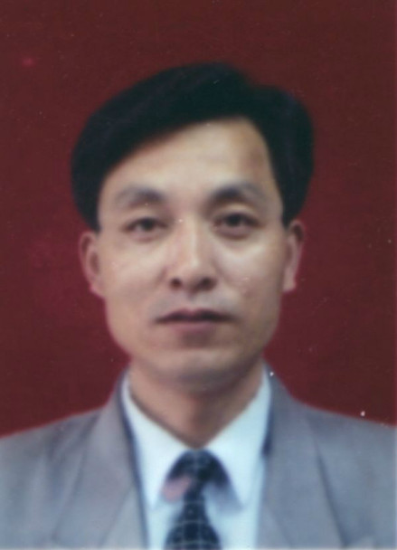 张勇飞同志