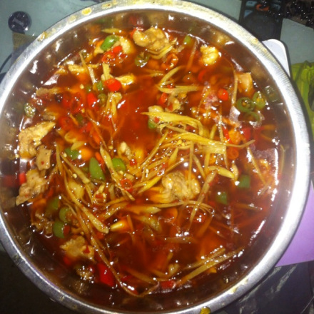 自贡鲜锅兔