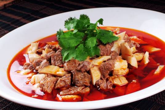 香辣牛肉烧笋子
