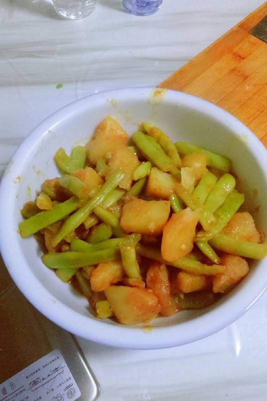 土豆烩豆角