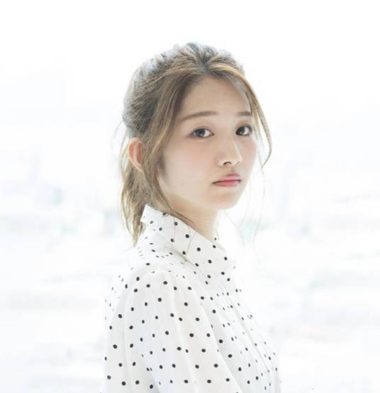 小室安未