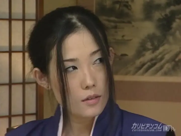 小峰由衣