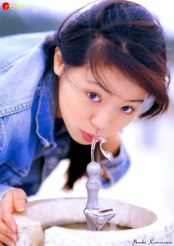 金泽文子