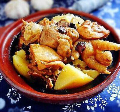 鸡肉炖土豆