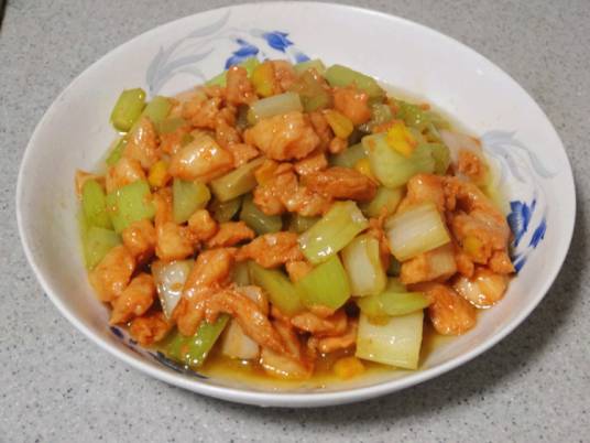 芹菜鸡丁