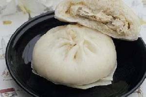 蘑菇鸡肉包