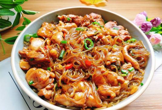 鸡肉炖粉条