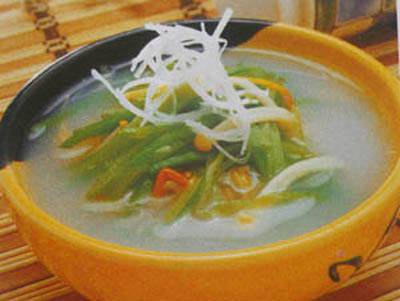 金针菇豆角汤