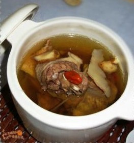 天麻鸡汤
