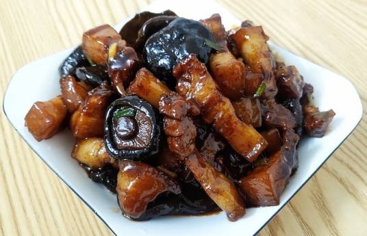 香菇红烧肉