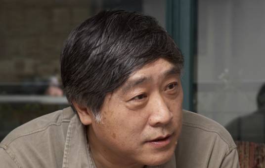 黄惇