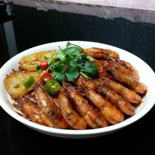 香辣干锅土豆虾