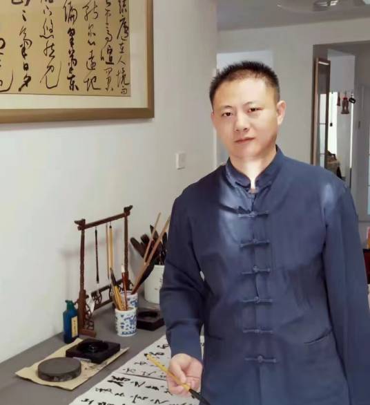 史锦银