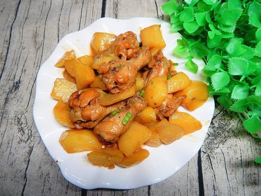 土豆烧鸡腿