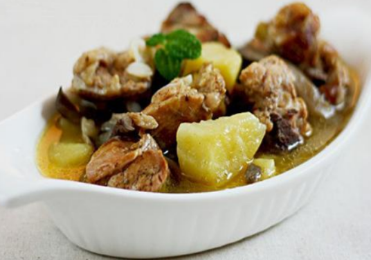 鸡腿炖蘑菇