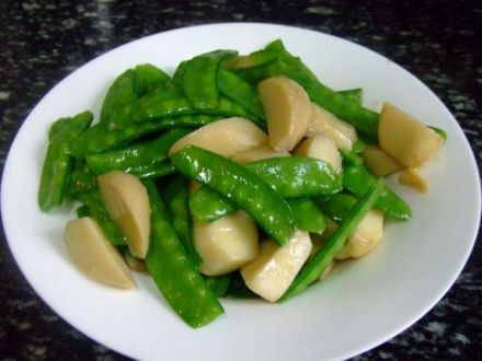 杏鲍菇炒荷兰豆