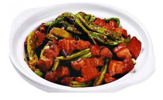 豆角油鸡