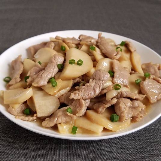 杏鲍菇炒肉
