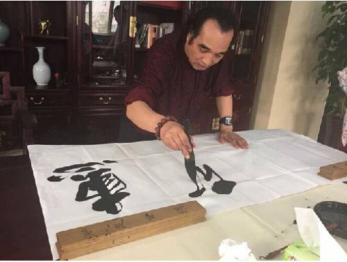 徐宏毅