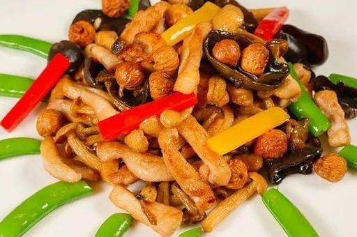 核仁菌菇鸡柳