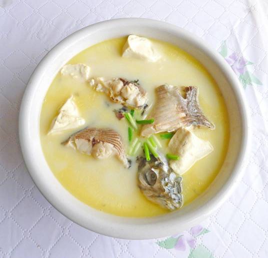 青鱼豆腐汤