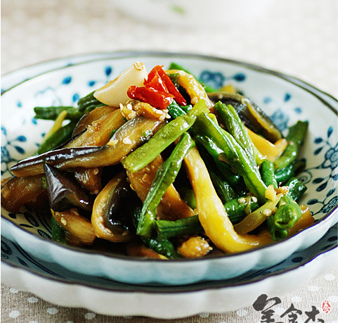 豆角烧茄子