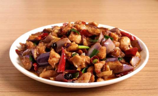 茄子炒鸡丁