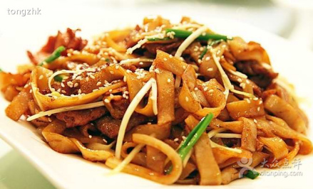 炒牛河
