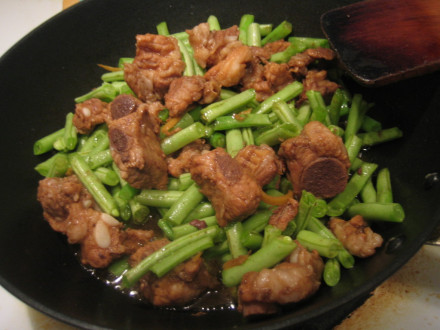 豆角炖排骨