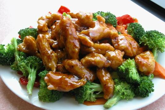 鸡肉炒西兰花梗