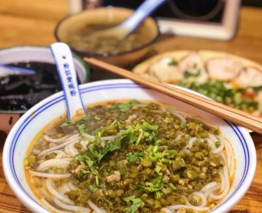 酸豆角面