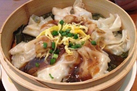 鲜肉蒸馄饨