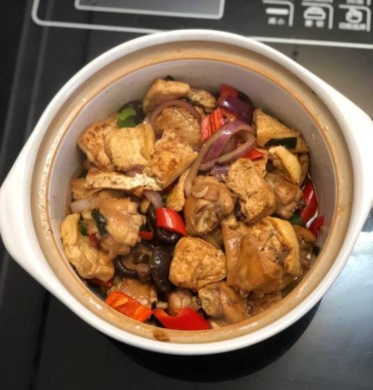 蚝油豆腐煲