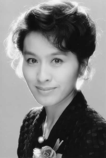 栗原小卷的图片