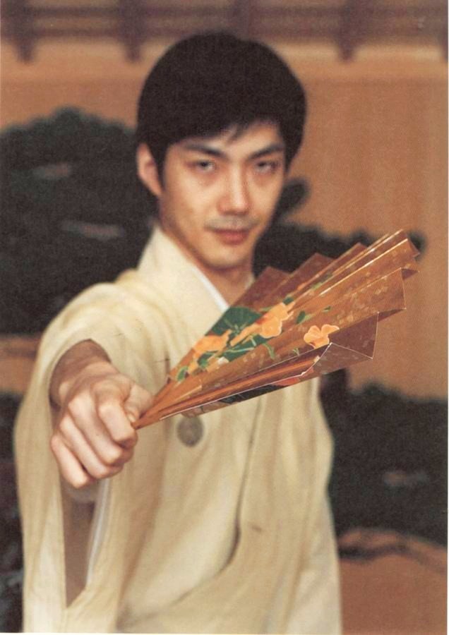 野村万斋的图片