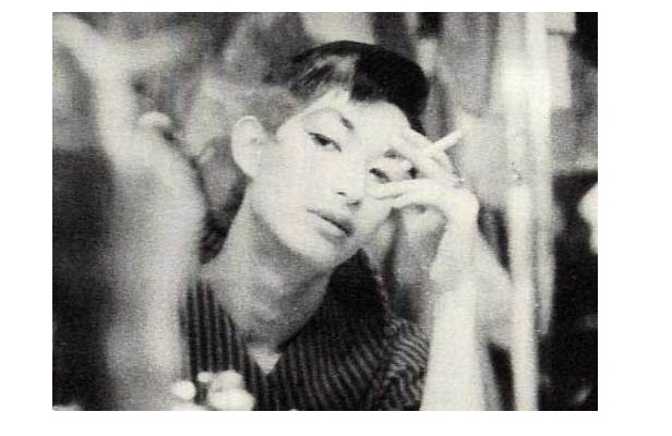 美轮明宏的图片